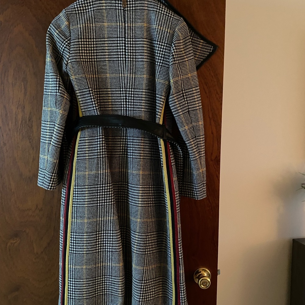 Mackage Black and White Houndstooth Coat great condition (rare) - Picture 4 of 4